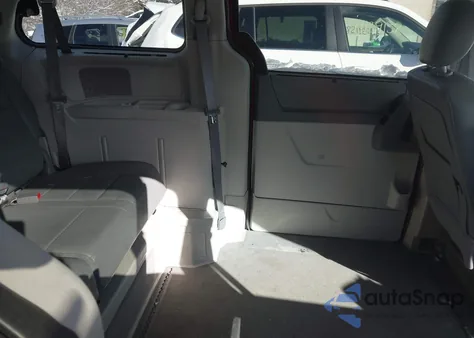 2008 Dodge Grand Caravan Sxt z USA, uszkodzony, nr VIN 2D8HN54X68R809191